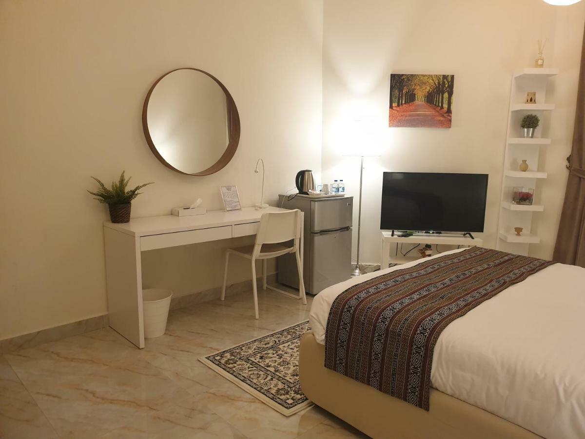 Muscat Royal Suites Seeb Exterior photo